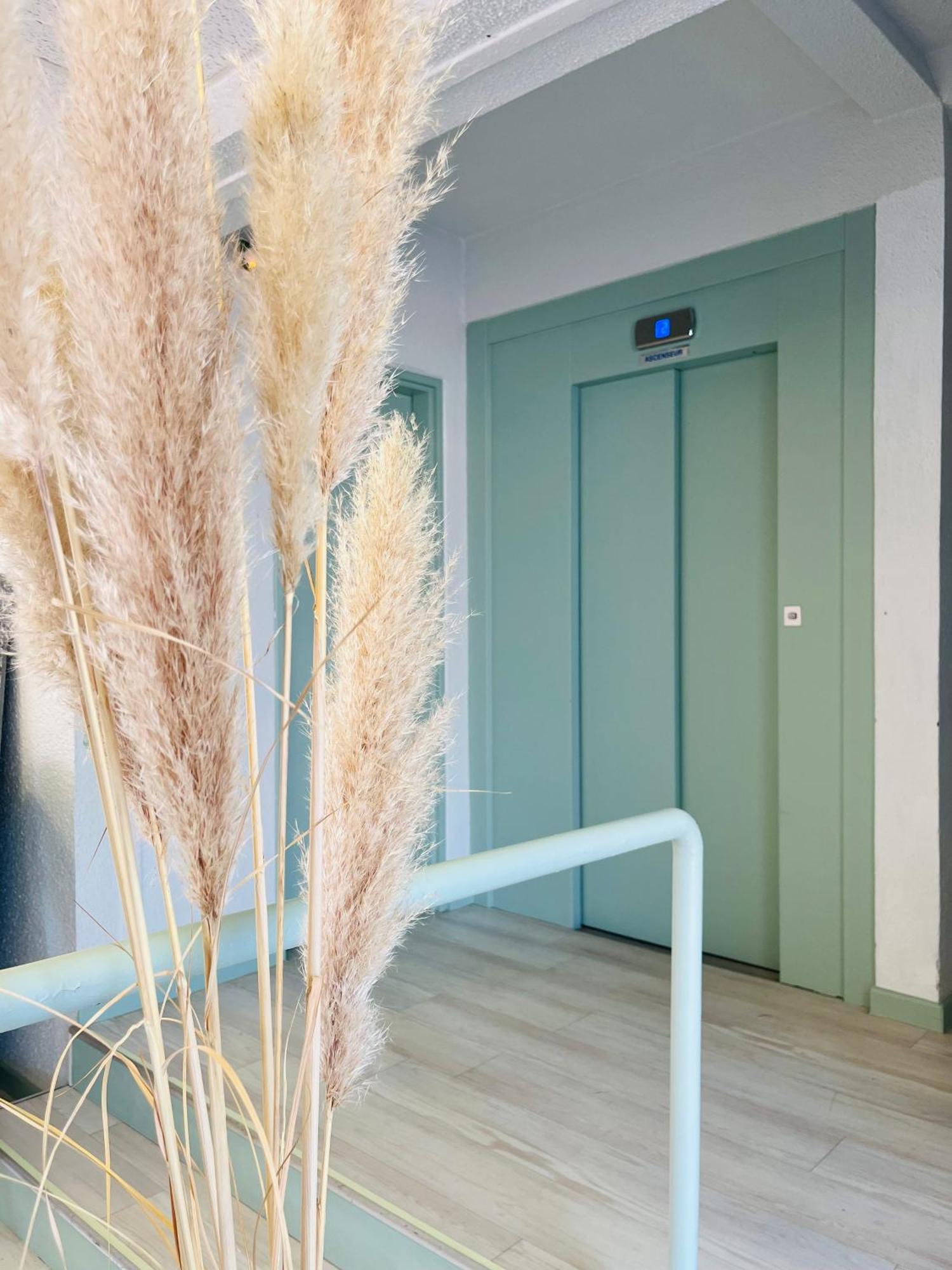 Cit'Hotel Des 2 Golfs Leucate Kültér fotó